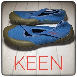 Keen Water Shoes ~ Women’s Blue Sandal ~ size 9